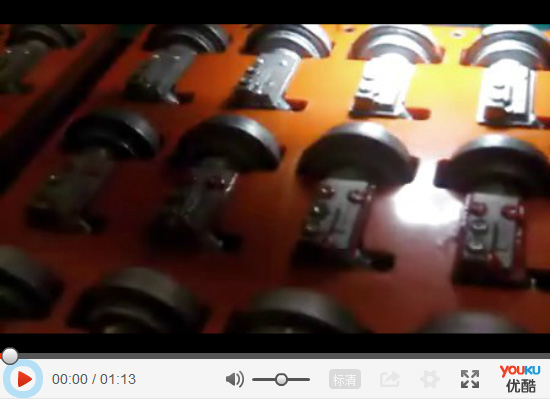 衛(wèi)星接收器現(xiàn)場點(diǎn)膠 005 